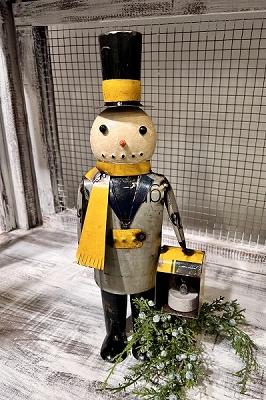 SNOWMAN W/ LANTERN *NEW* Recycled Metal Art 6